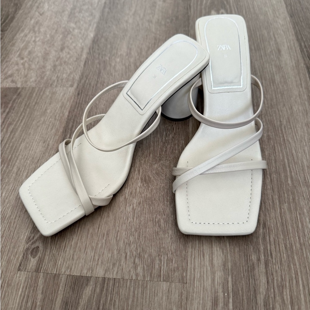 Zara Women's Elegant Cream Heels